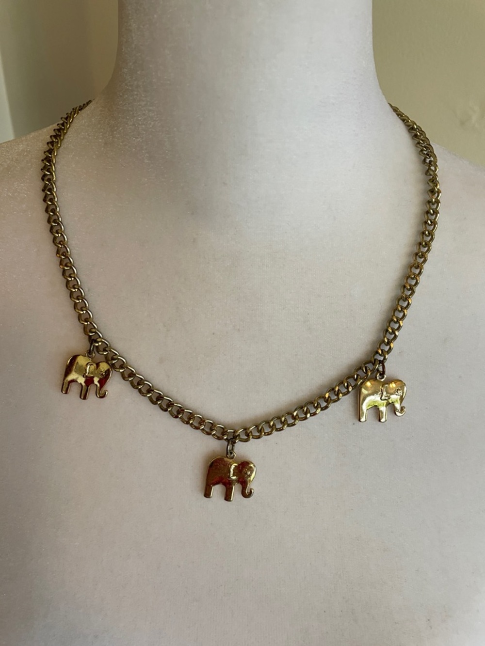 VINTAGE Gold Elephant Charm Gold Tone Curb Chain Necklace @ 19" Long